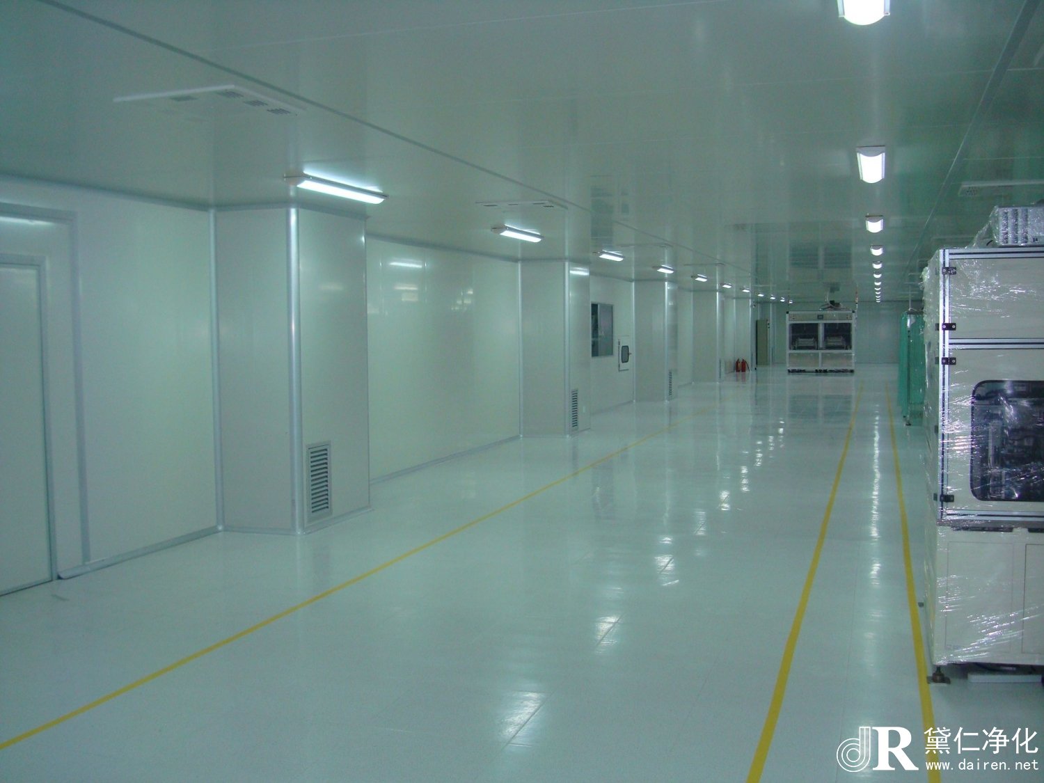 凈化空調(diào)機(jī)組及配套設(shè)施