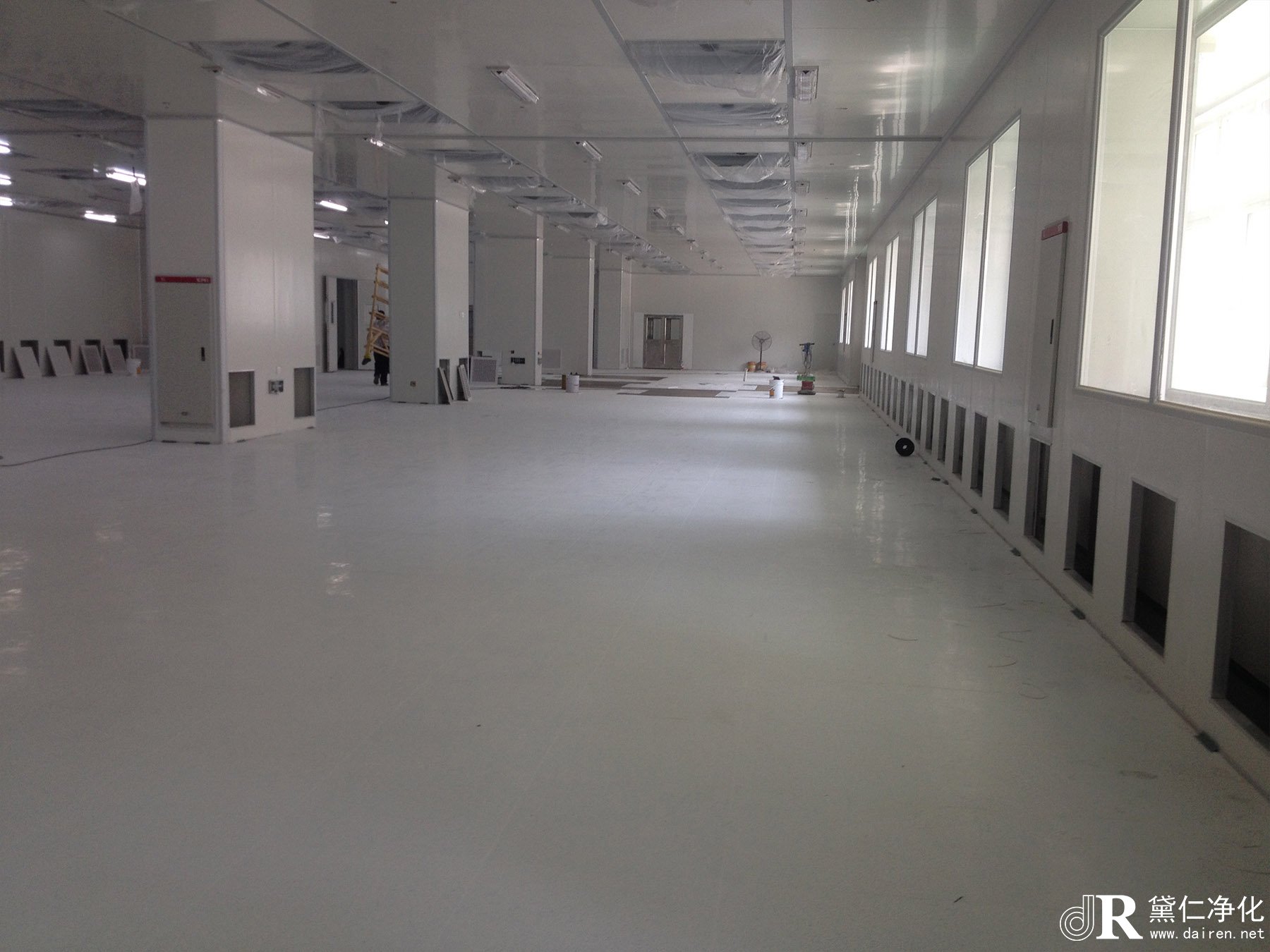 上海松江區(qū)電子廠車間裝修案例